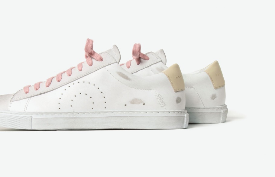 Low1 Chloe Oliver Kabel