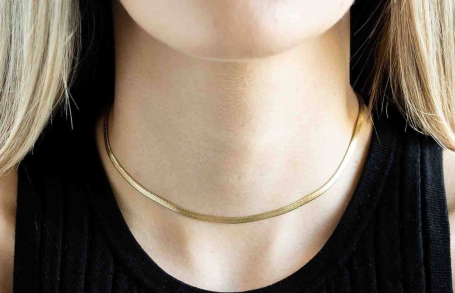 Oliver Cabell Visgraat Choker Goud
