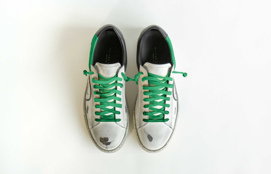 Oliver Cabell Low1 Atoom