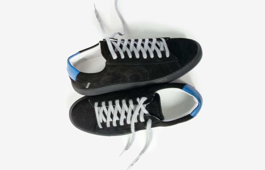 Oliver Cabell Low1 Kern Zwart