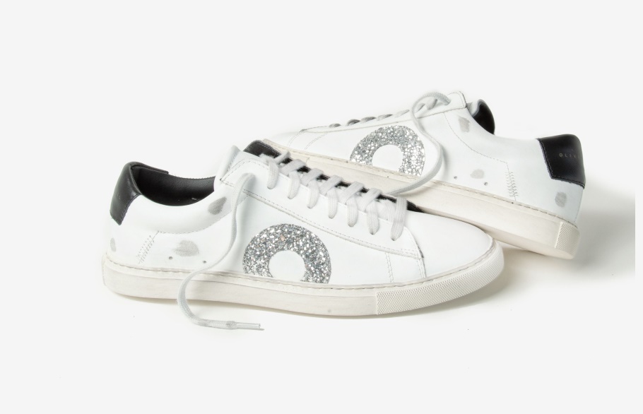 Oliver Cabell Low1 Essentieel