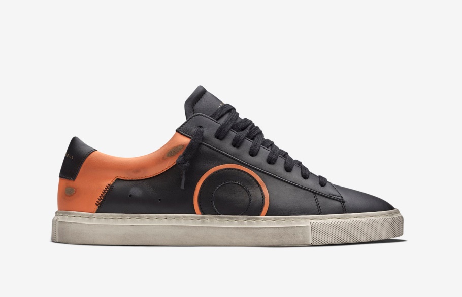 Oliver Cabell Low1-top