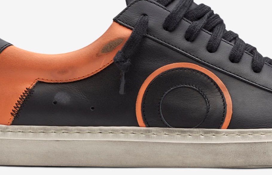 Oliver Cabell Low1-top