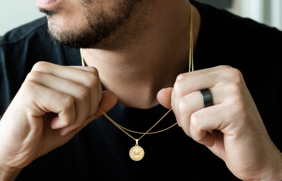 Oliver Cabell Medusa Hanger Ketting Goud