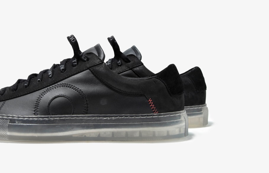 Trendy Low1 Zwarte Ghost Oliver Kabel