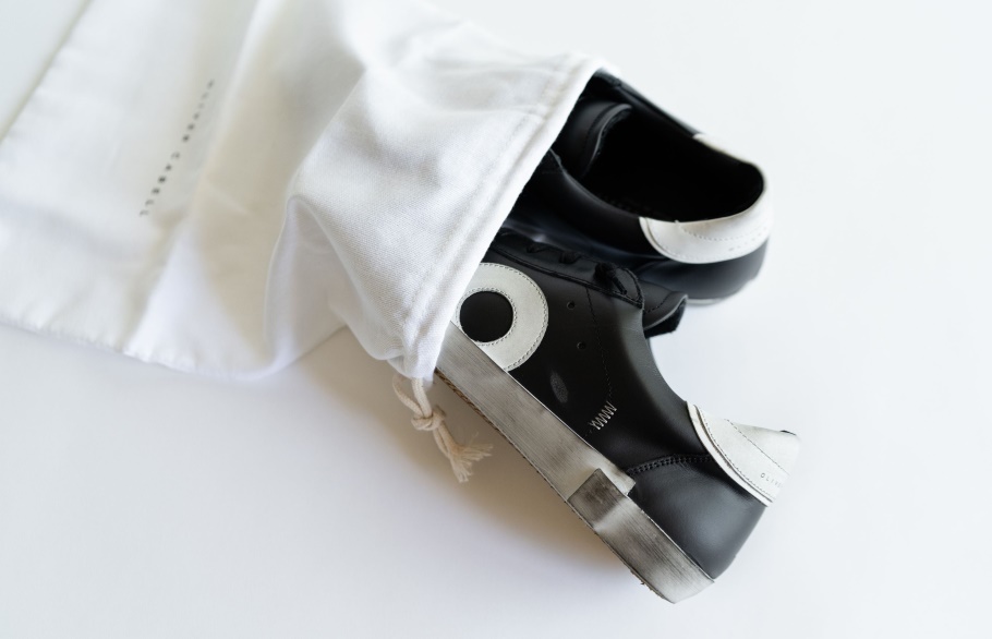 Demi Daybreak Trendy Oliver Kabel